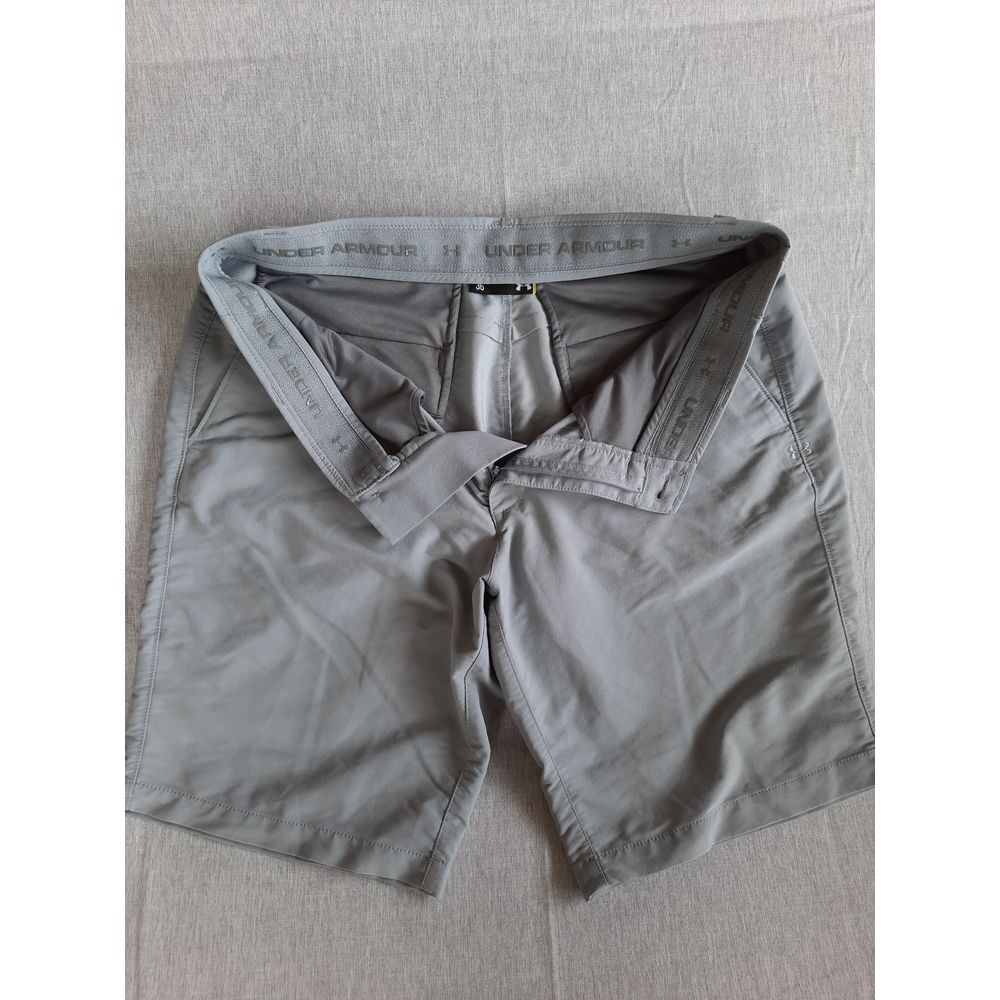 Underarmour Men's 36 Gray Flat Front Pockets Lightweight Performance Shorts